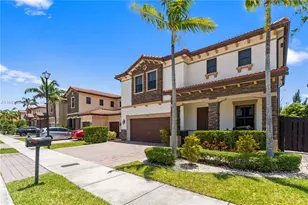 9974 NW 86th Terrace, Doral, FL 33178 - Photo 2