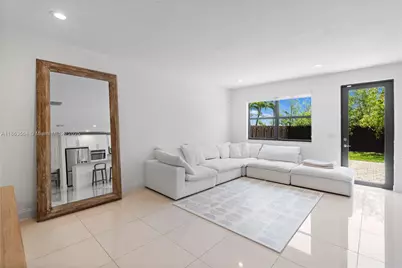 9974 NW 86th Ter, Doral, FL 33178 - Photo 14