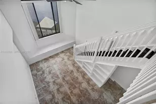 15549 N Miami Lakeway N, Miami Lakes, FL 33014 - Photo 10