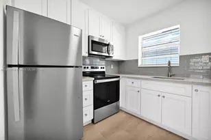 1301 N 12th Ct, Hollywood, FL 33019 - Photo 8