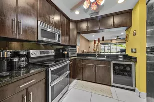 20839 NW 4 St, Pembroke Pines, FL 33029 - Photo 12