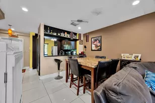 20839 NW 4 St, Pembroke Pines, FL 33029 - Photo 22