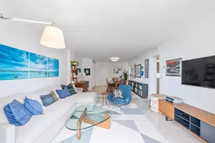 90 Edgewater Dr, Coral Gables, FL 33133 - Photo 10