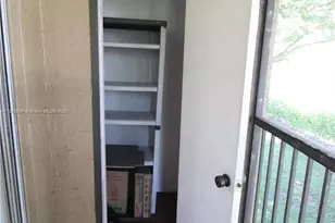 721 NW 103rd Terrace, Pembroke Pines, FL 33026 - Photo 16