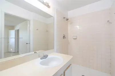 721 NW 103rd Ter #202, Pembroke Pines, FL 33026 - Photo 26