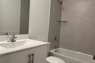 947 NE 211th St, Miami, FL 33179 - Photo 30
