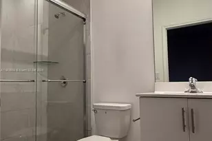 947 NE 211th St, Miami, FL 33179 - Photo 24