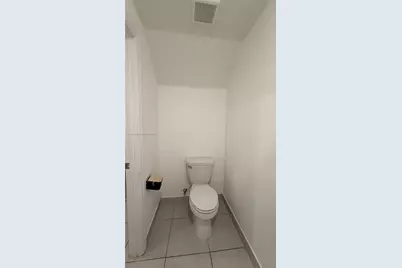947 NE 211th St #947, Miami, FL 33179 - Photo 14