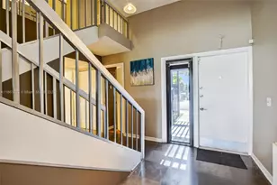1530 W Golfview Dr, Pembroke Pines, FL 33026 - Photo 8