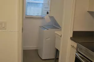 3621 NE 1st Terrace, Oakland Park, FL 33334 - Photo 10