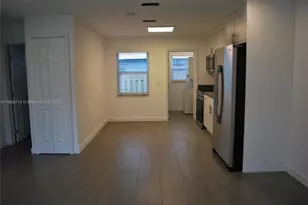 3621 NE 1st Terrace, Oakland Park, FL 33334 - Photo 4