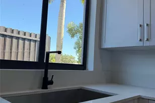 412 SW 1st St, Florida City, FL 33034 - Photo 8