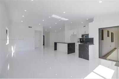 7045 SW 83rd Pl, Miami, FL 33143 - Photo 8