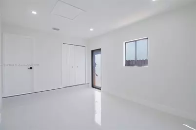 7045 SW 83rd Pl, Miami, FL 33143 - Photo 16