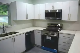 2503 NW 9th St, Fort Lauderdale, FL 33311 - Photo 2