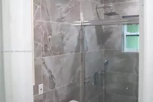 2503 NW 9th St, Fort Lauderdale, FL 33311 - Photo 18