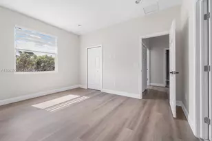 5400 NW 57th Ct, Tamarac, FL 33319 - Photo 16