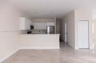 5400 NW 57th Ct, Tamarac, FL 33319 - Photo 6