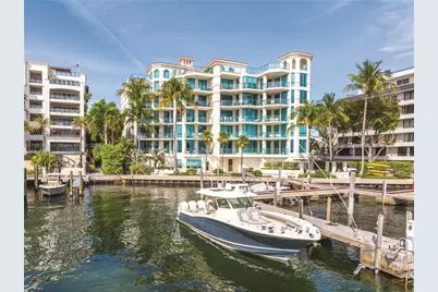 1660 W Glencoe St #401, Miami, FL 33133 - Photo 1