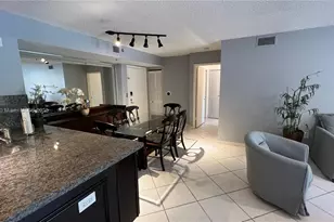 19555 E Country Club Dr, Aventura, FL 33180 - Photo 2