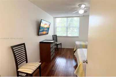 19555 E Country Club Dr #8305, Aventura, FL 33180 - Photo 22