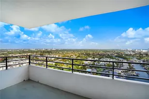 2500 Parkview Dr, Hallandale Beach, FL 33009 - Photo 4
