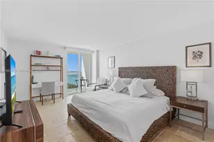 100 Bayview Dr, Sunny Isles Beach, FL 33160 - Photo 20