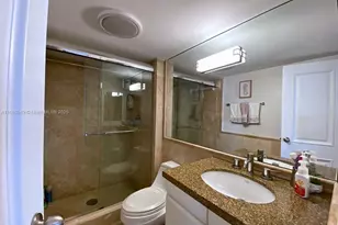 100 Bayview Dr, Sunny Isles Beach, FL 33160 - Photo 10