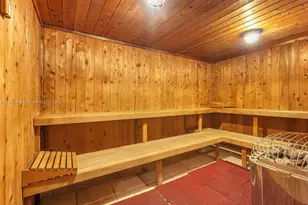 100 Bayview Dr, Sunny Isles Beach, FL 33160 - Photo 20