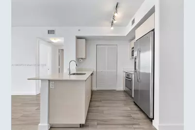 4250 Biscayne Blvd #1416, Miami, FL 33137 - Photo 14