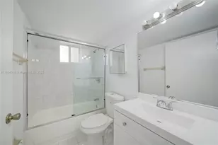 551 NW 82nd Ave, Miami, FL 33126 - Photo 18