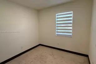 15677 NW 91st Ct, Miami Lakes, FL 33018 - Photo 24