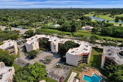 6655 W Broward Blvd #309, Plantation, FL 33317 - Photo 32