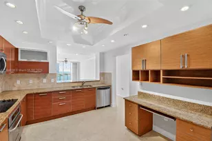 3330 NE 190th St, Aventura, FL 33180 - Photo 4