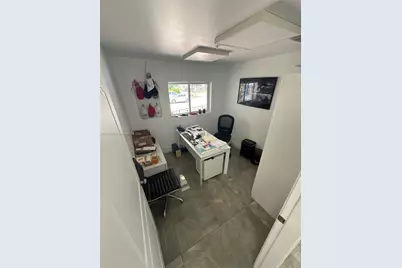 10859 NW 21st St, Sweetwater, FL 33172 - Photo 6