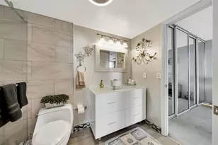 665 NE 195th St, Miami, FL 33179 - Photo 12