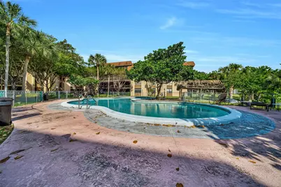 665 NE 195th St #424, Miami, FL 33179 - Photo 38