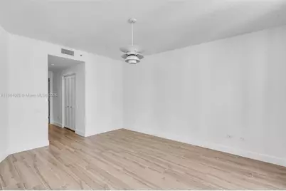 808 Brickell Key Dr #3205, Miami, FL 33131 - Photo 28