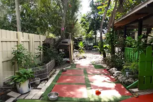 2158 NW 100th St, Miami, FL 33147 - Photo 14