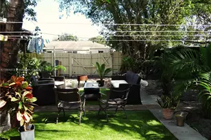 2158 NW 100th St, Miami, FL 33147 - Photo 22