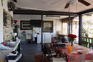 2158 NW 100th St, Miami, FL 33147 - Photo 18