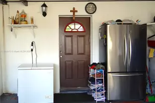 2158 NW 100th St, Miami, FL 33147 - Photo 30