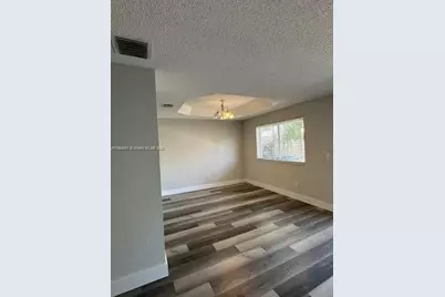 11557 NW 51st Ln, Doral, FL 33178 - Photo 6