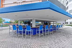 999 Brickell Bay Dr, Miami, FL 33131 - Photo 20