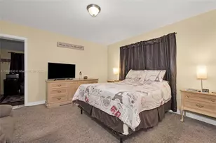 1220 NW 88th St, Miami, FL 33147 - Photo 20