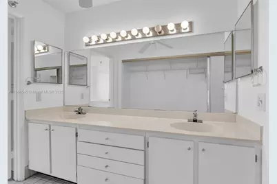 7360 S Oriole Blvd #806, Delray Beach, FL 33446 - Photo 20