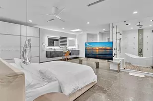 840 S Southlake Dr, Hollywood, FL 33019 - Photo 52