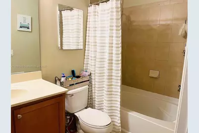 11601 NW 89th St #204, Doral, FL 33178 - Photo 12