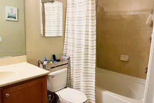 11601 NW 89th St, Doral, FL 33178 - Photo 12