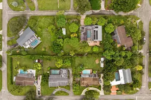 17625 SW 91st Ave, Palmetto Bay, FL 33157 - Photo 2